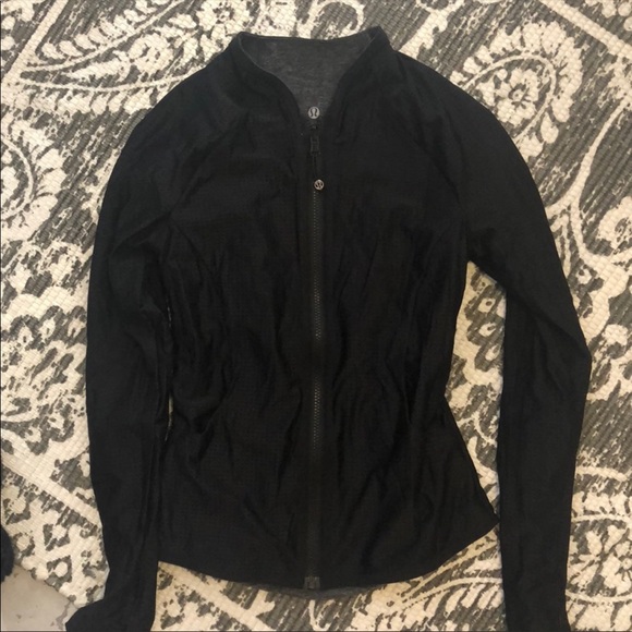 Lululemon Reversible Jacket - Picture 2 of 3